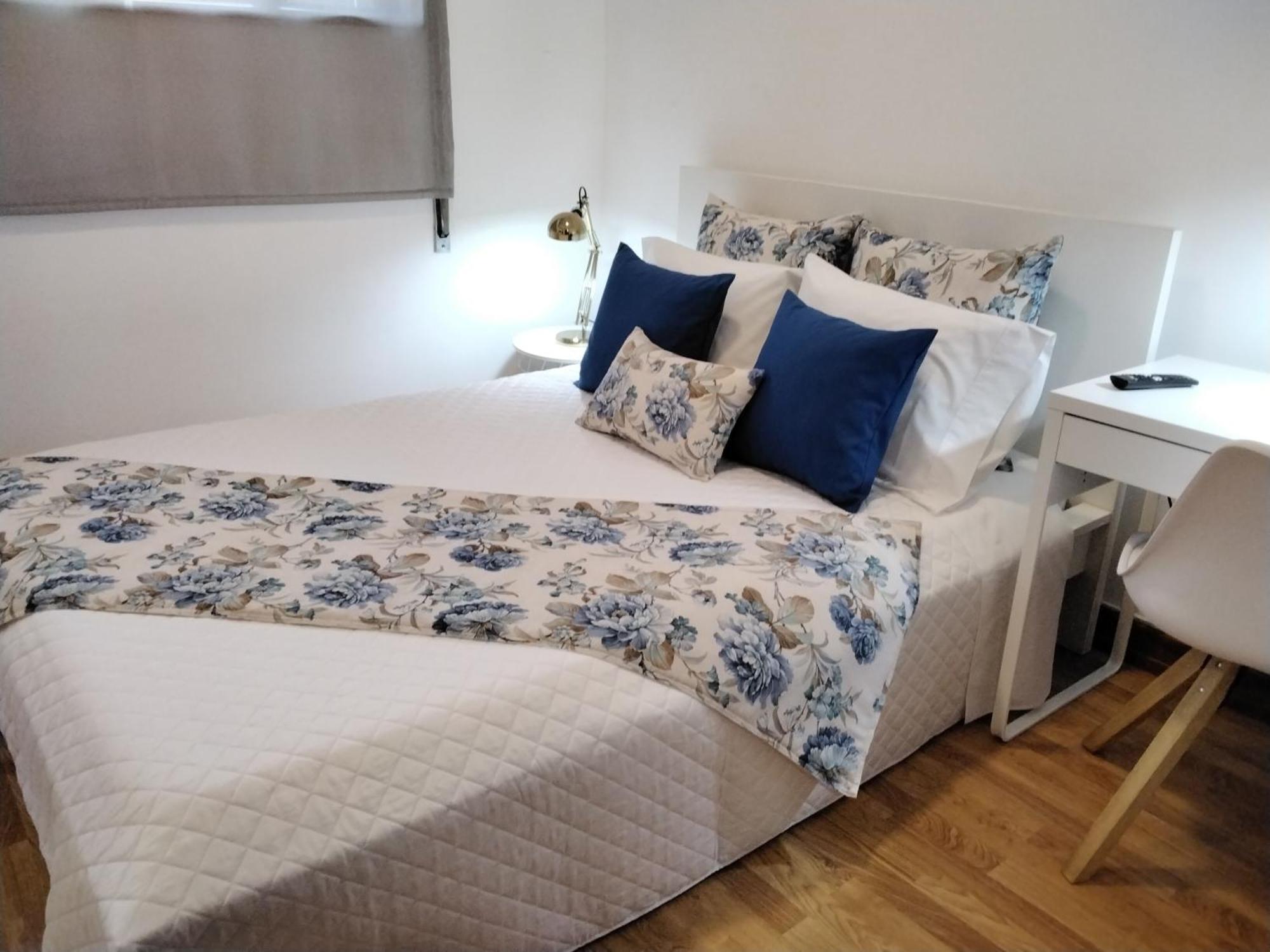 Buddies Charm House Aveiro Esterno foto
