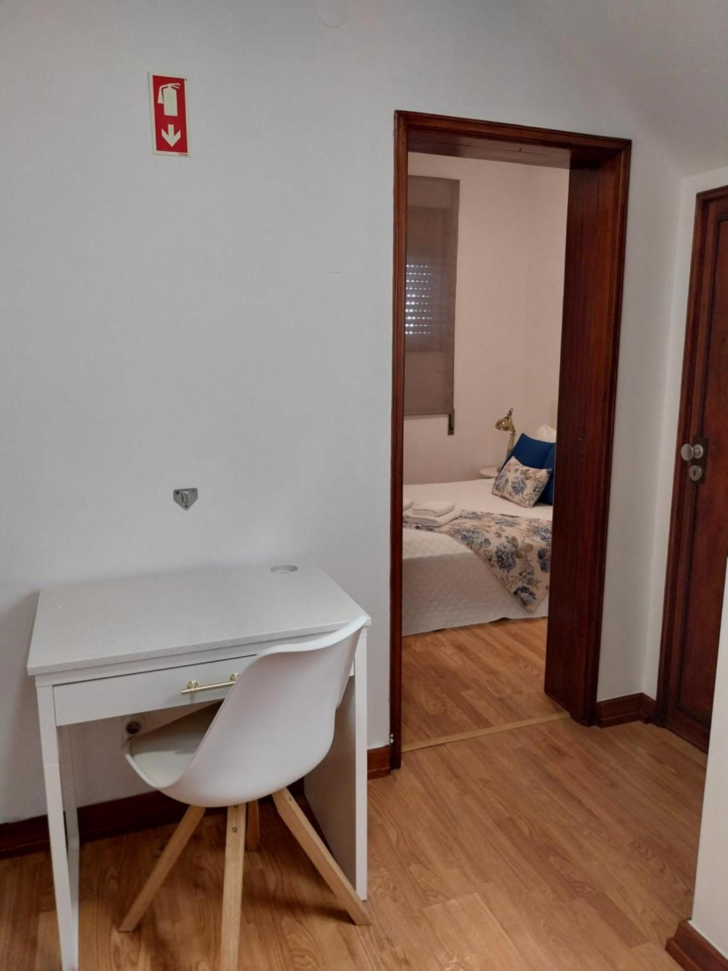Buddies Charm House Aveiro Esterno foto