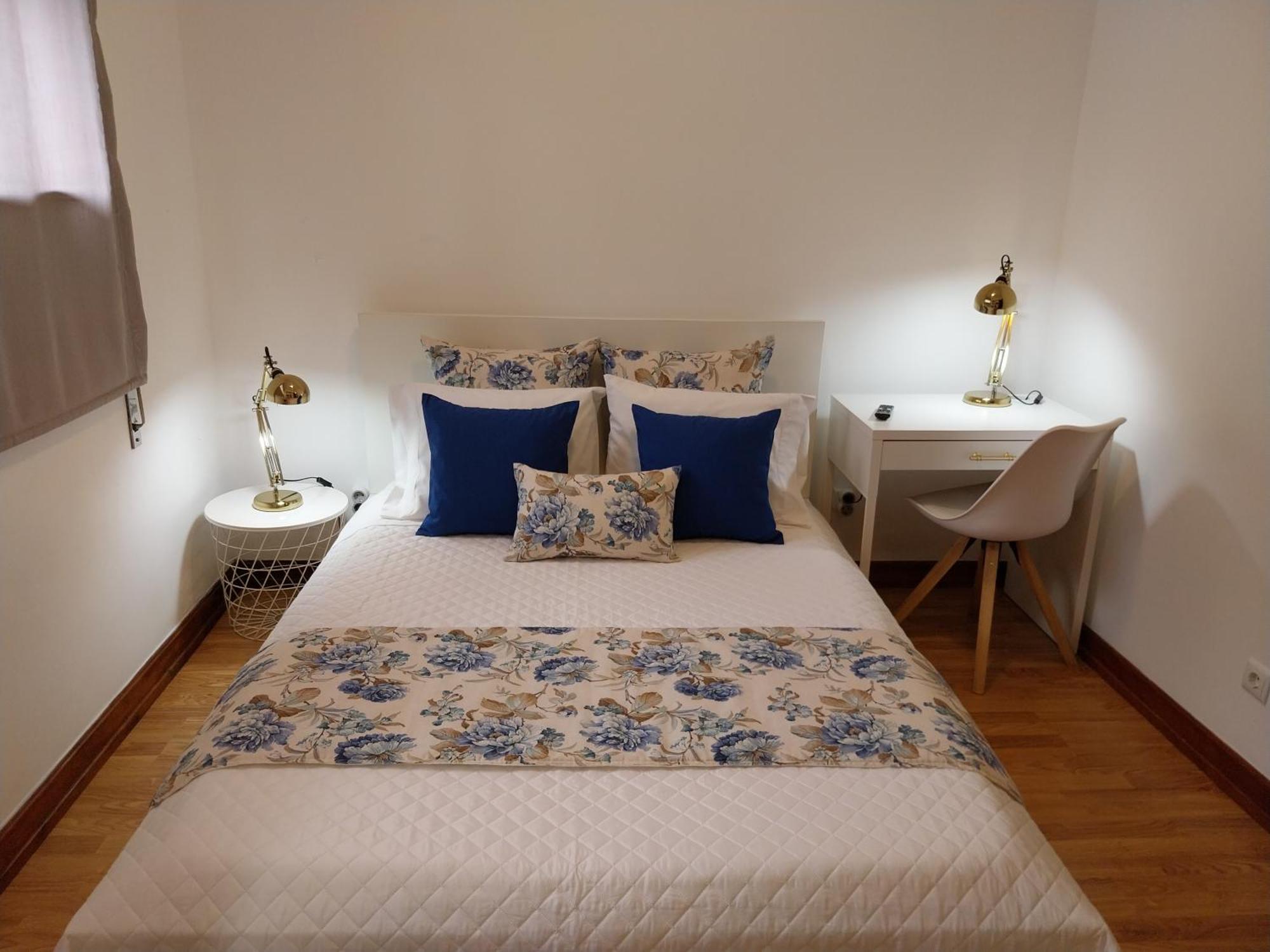 Buddies Charm House Aveiro Esterno foto